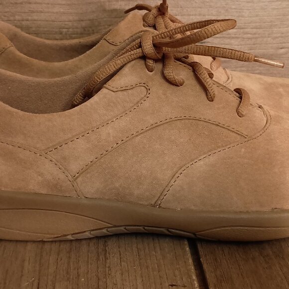 Hush Puppies Women Tan Suede Leather 56424 Lace Up Shoes Size 8M - Picture 2 of 10